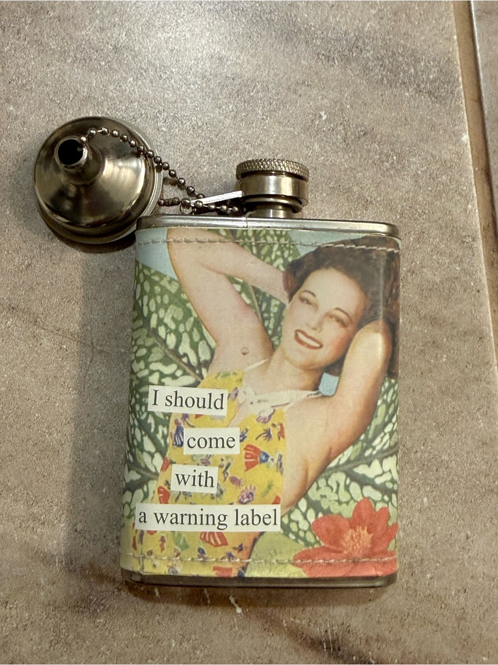 Floral Pin-Up Pocket Flask in Green